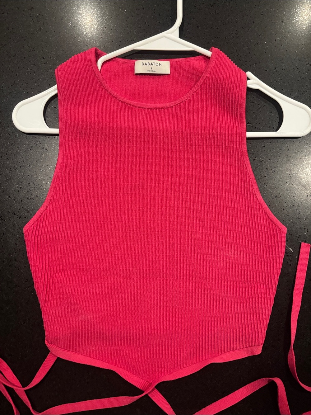 Babaton Pink Ribbed Sleeveless Crop Top